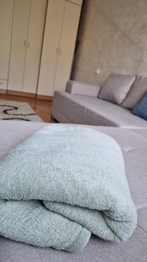 Ferienwohnung Stan Ideja Novi Sad Exterior foto